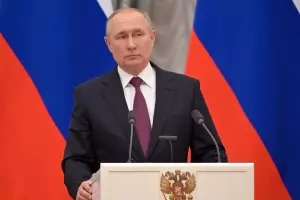 Г-7 отхвърли шантажа на Путин с плащането в рубли