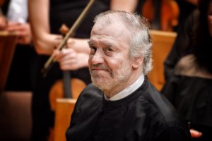 Миланският театър Ла Скала изисква руският диригент Валери Гергиев да