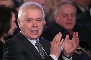 Радев ще спасява и бившия шеф на "Лукойл" Вагит Алекперов от евросанкции