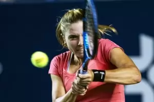 Томова разгроми дъщеря на легенда за първа победа в Рая на тениса