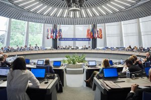 Комитетът на министрите на Съвета на Европа откри вчера процедура