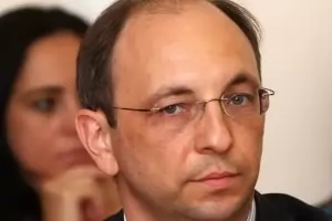 Николай Василев: Властта постоянно генерира идеи за съмнителни сделки 