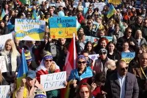 Хиляди българи и днес протестираха в защита на Украйна