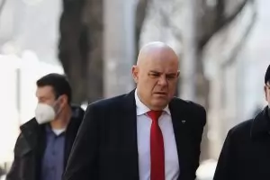 Прокуратурата пусна втора серия обвинения срещу МС за “фалшиви новини“