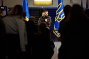 В пресконференция дадена в киевското метро украинският президент Володимир Зеленски