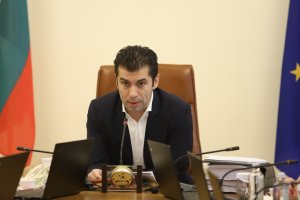 Недалновидният призив на премиера Кирил Петков към българските граждани да