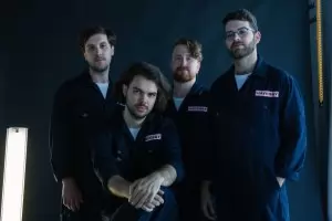 Четири истории на Hayes&Y