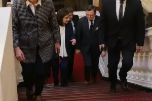 Вместо оръжие имаме димки за Украйна