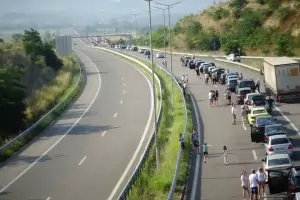 Гръцки търговци се оплакаха от нелегален внос на наши стоки