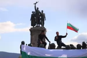 Повечето българи не познават ключови събития от отношенията с Русия
