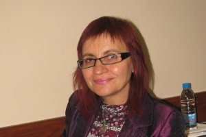 Марта Радева е родена в Разград но работи като учителка