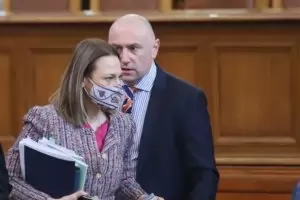 ИТН пробва да блокира правителствения план за еврото