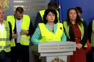 Сенките на ГЕРБ и ДПС надничат зад транспортните протести