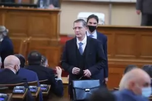 ИТН нападна с отровни думи ПП заради борбата с корупцията