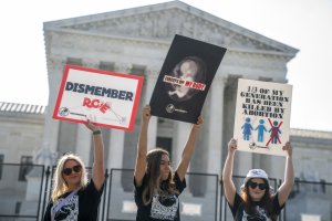 Върховният съд на САЩ сложи край на правото на аборт