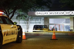 Мъж проникна посред нощ в музея на изкуствата в Далас  щата
