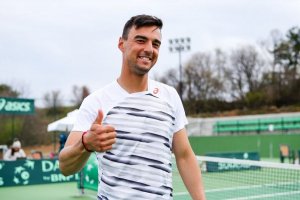 Димитър Кузманов извоюва своята първа победа в квалификациите на Уимбълдън
