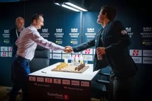 Веселин Топалов направи реми срещу световния шампион