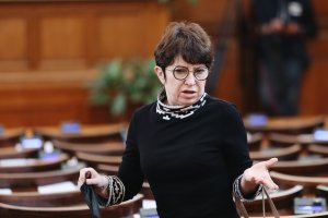 Депутатката от Продължаваме промяната Рена Стефанова се споразумя с прокуратурата
