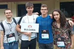 Български ученици спечелиха 4 медала на олимпиадата по информатика