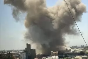 Взрив разтърси търговски център в Ереван