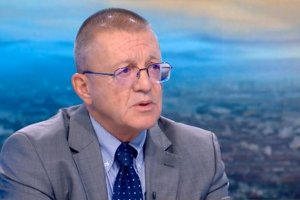 Бившият военен министър Бойко Ноев призова общинските власти в Калофер