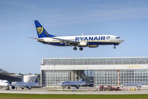Ryanair приключва с практиката да предлага полети за по 10 евро