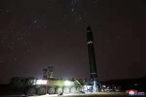 Япония и Южна Корея: Северна Корея изстреля 2 балистични ракети