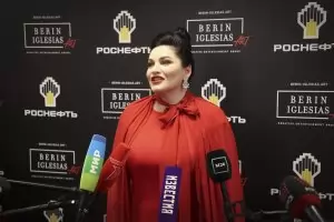 Хонорарите на Анна Нетребко са паднали 10 пъти