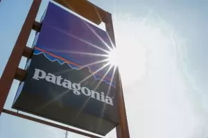 Собственикът на Patagonia дари богатството си на Земята
