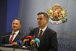 Министърът на икономиката Никола Стоянов призна че държавата не може