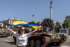Половин година след нахлуването на Русия в Украйна Володимир Зеленски мисли