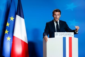 Франция ще напусне договора за Енергийната харта обяви президентът Еманюел