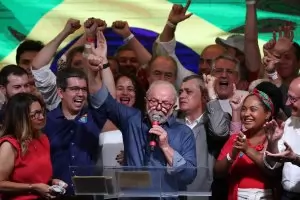 Луис Инасио Лула да Силва се връща на власт в Бразилия