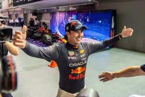 Мексиканецът Серхио Перес спечели второто си състезание от Формула 1 този