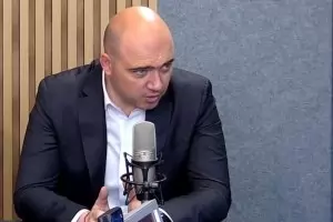 Министърът на туризма: Нямаме пари да държим украинците в хотели