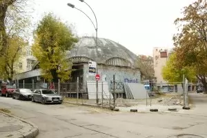 Застрояването набеляза още жертви - парк в Пловдив и баня във Варна 