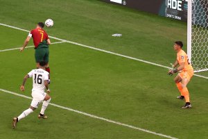 Португалия стана третият отбор който си осигури участие на 1 8 финалите