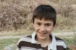 Прокуратурата: Разследват се всички версии за 12-годишния Сашко