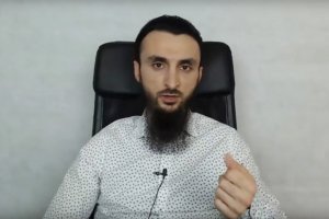 Чеченският опозиционен блогър Тумсо Абдурахманов е бил разстрелян от няколко