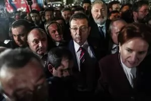 Кметът на Истанбул получи 2 г. и 7 месеца затвор за обида на ЦИК