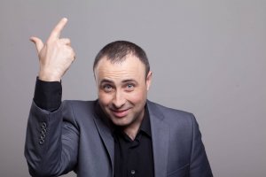 Руслан Мъйнов се завръща на сцената на Сатирата с френската