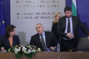 Долу историческият компромис с ГЕРБ, да живее техническият!