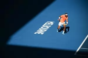 Шампионът потегли мъчно на Australian Open
