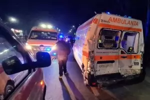 Български тир блъсна в Румъния линейка, която прегази 11-годишно дете