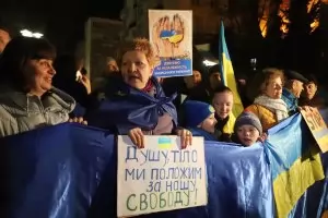 Хиляди българи и украинци протестират срещу Русия