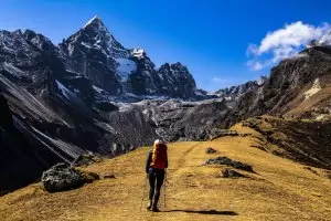 От 1 април Непал забранява соловия туризъм в Хималаите