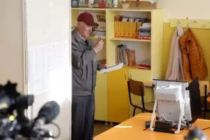 София спешно обяви поръчка за изборите