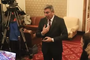 ДПС: Гражданите ще нахлуят в НС заради сватбата на ГЕРБ и ПП-ДБ