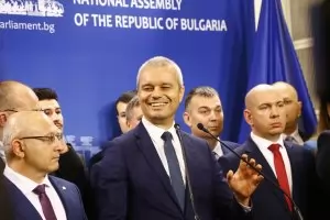 Костадин войводата вече не спасява народа, а нивата си от Григорова